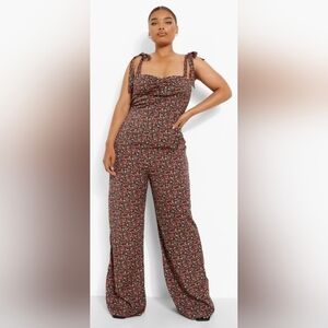 Boohoo Plus Ditsy Floral Wide Leg Jumpsuit, BNWT, Size 18